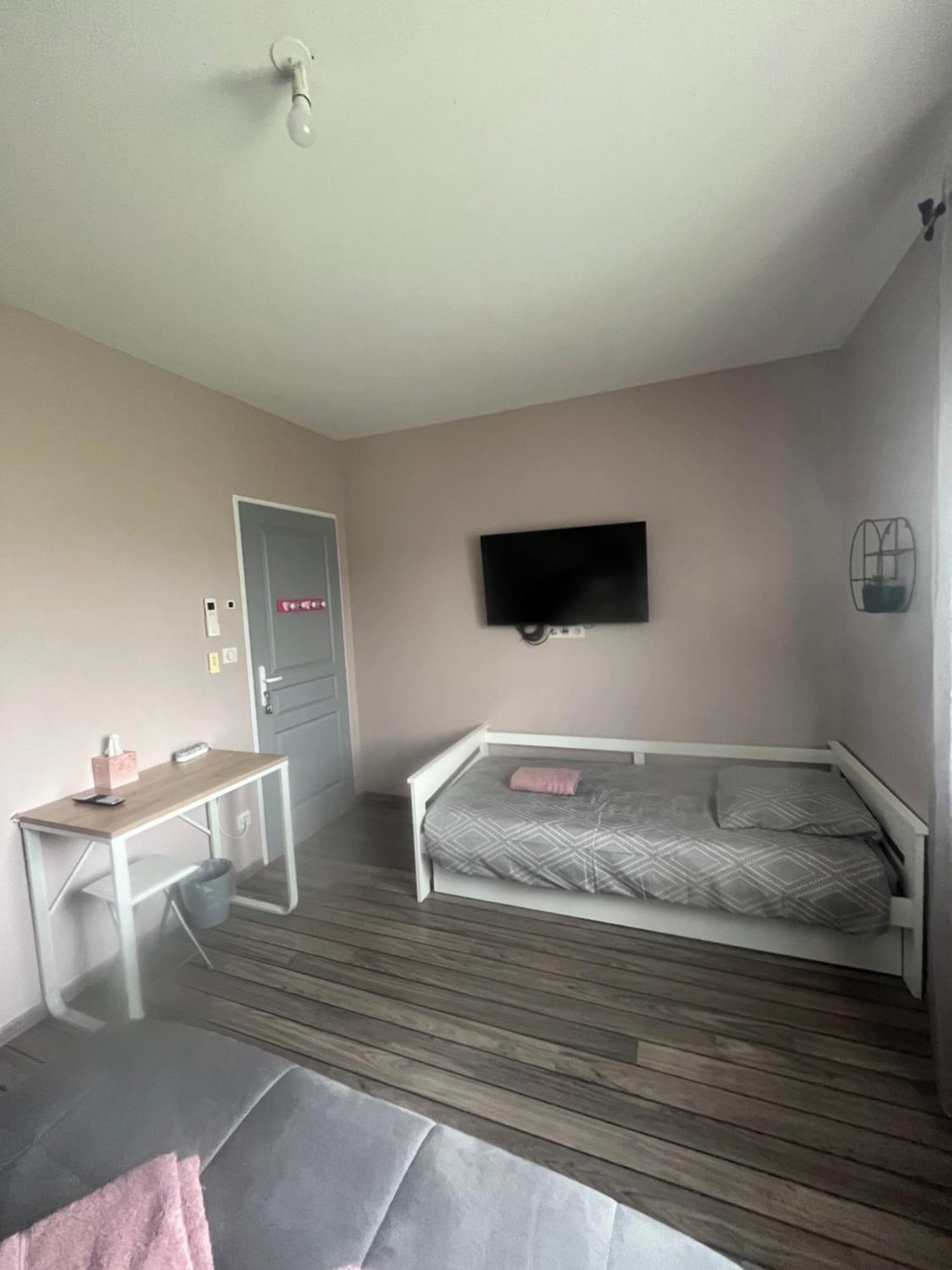 Chambres D'Hotes Chez Estelle Креш-сюр-Сон Екстер'єр фото